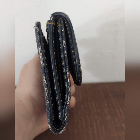 CHRISTIAN DIOR🔥🔥🔥 - Picture 5 of 17